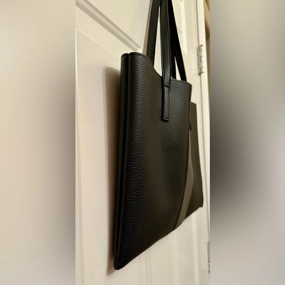 Vince Camuto Black Pebbled Tote w/ Gray Stripe – Large 17.5” - Picture 3 of 7